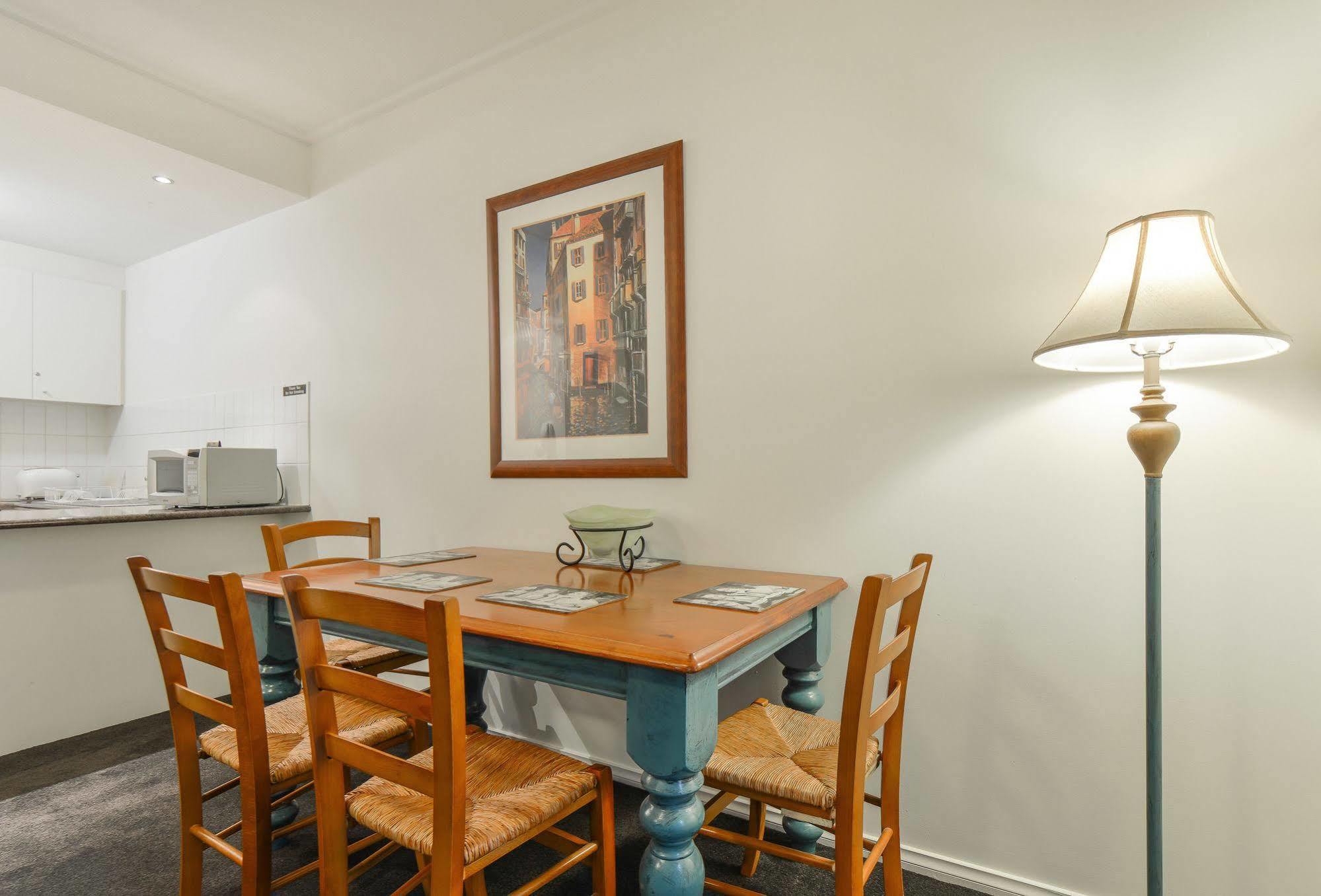 Mayford - Long Stay Rates, Pool, Gym, Parking Melbourne Eksteriør bilde