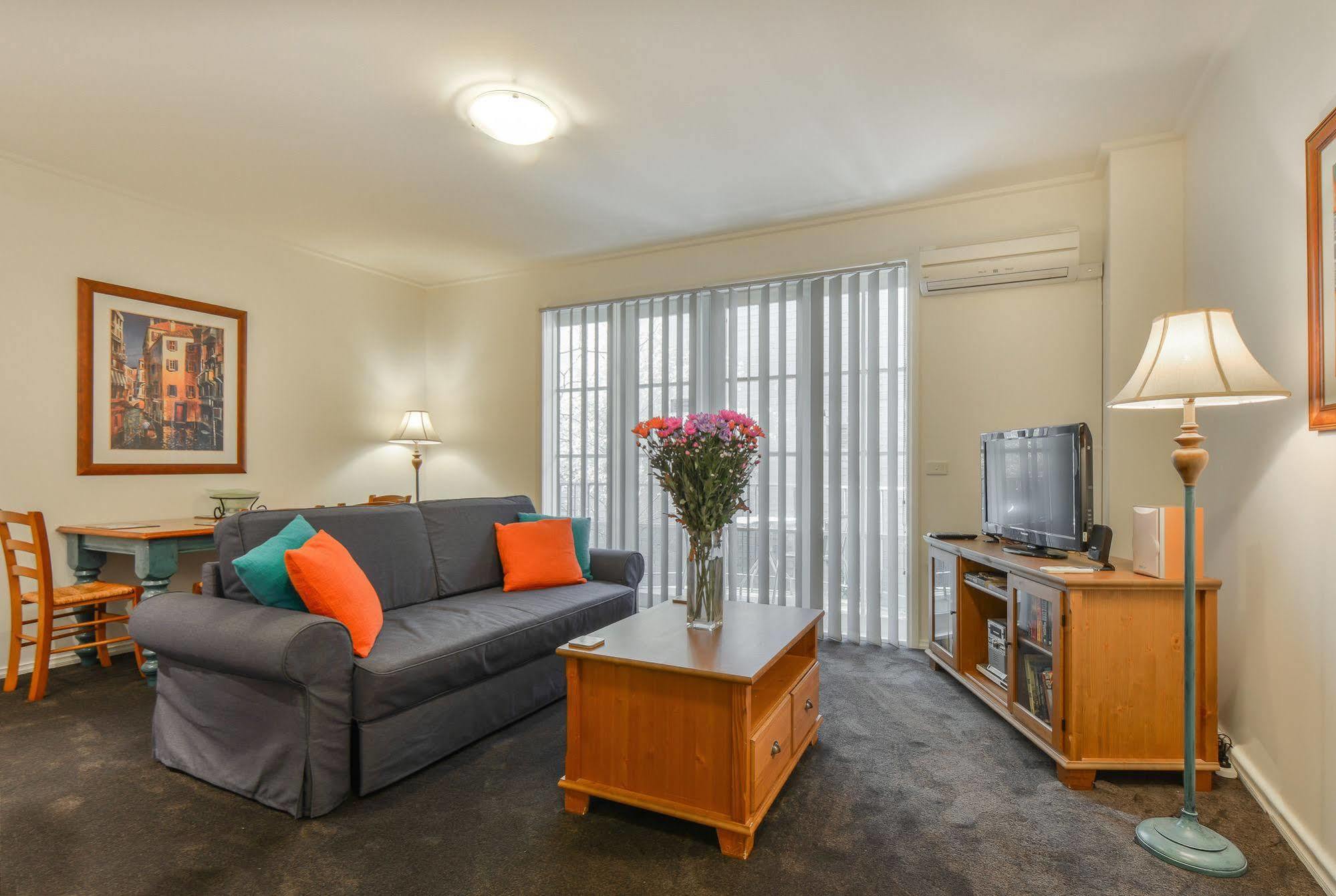 Mayford - Long Stay Rates, Pool, Gym, Parking Melbourne Eksteriør bilde