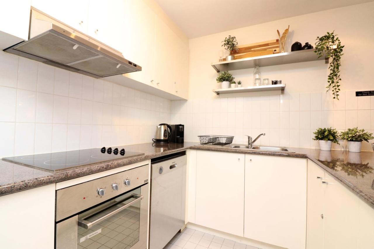Mayford - Long Stay Rates, Pool, Gym, Parking Melbourne Eksteriør bilde